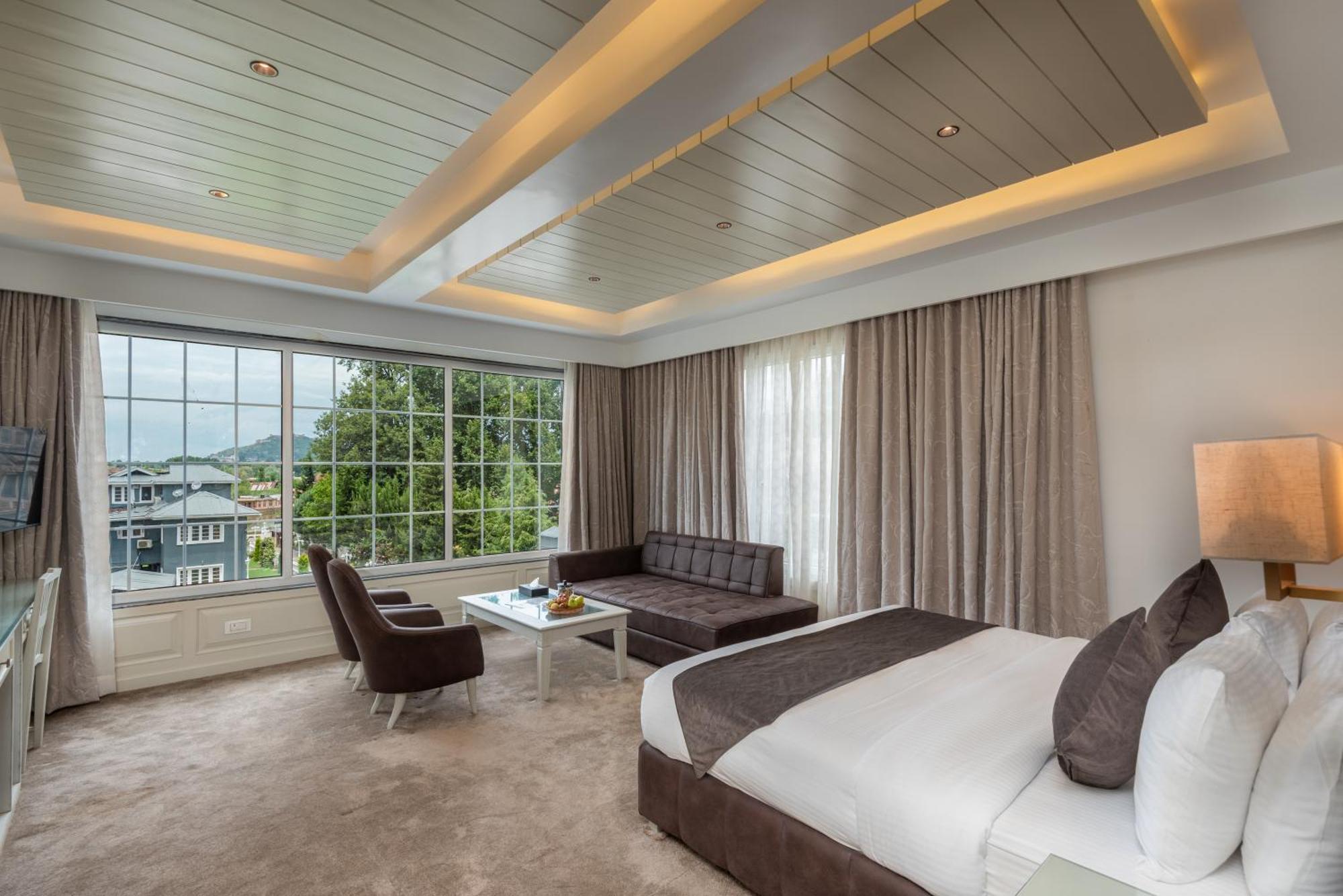 Hotel Grand Boulevard Durgjan Szoba fotó