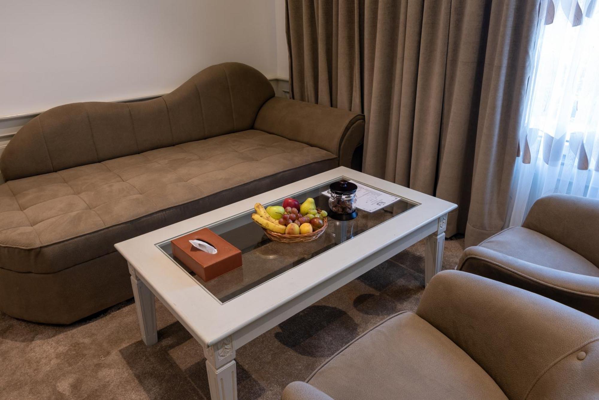 Hotel Grand Boulevard Durgjan Szoba fotó