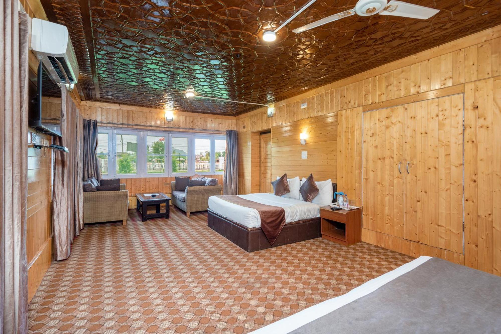Hotel Grand Boulevard Durgjan Szoba fotó